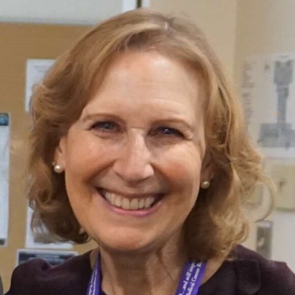 Meet your Posher, Betty - Picture 2 of 4